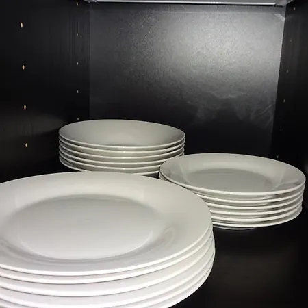 Confort A 5 Mn Metro+parking Gratuit * Montreuil (Seine-Saint-Denis)