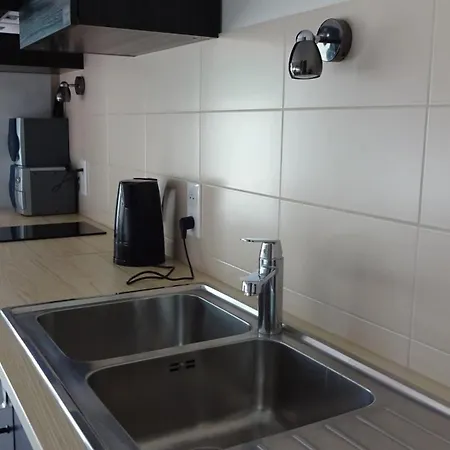 Apartment Confort A 5 Mn Metro+parking Gratuit Montreuil (Seine-Saint-Denis)